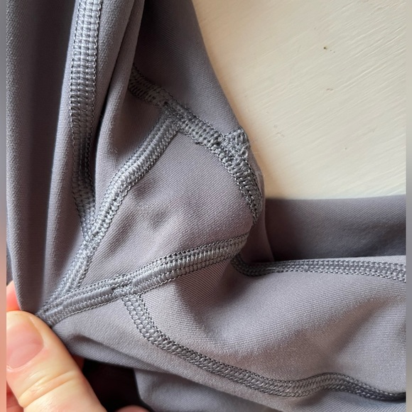 ☑️ NWT Athleta Up For Anything Capri 24" Leggings Size XXS in Gray - Picture 6 of 8